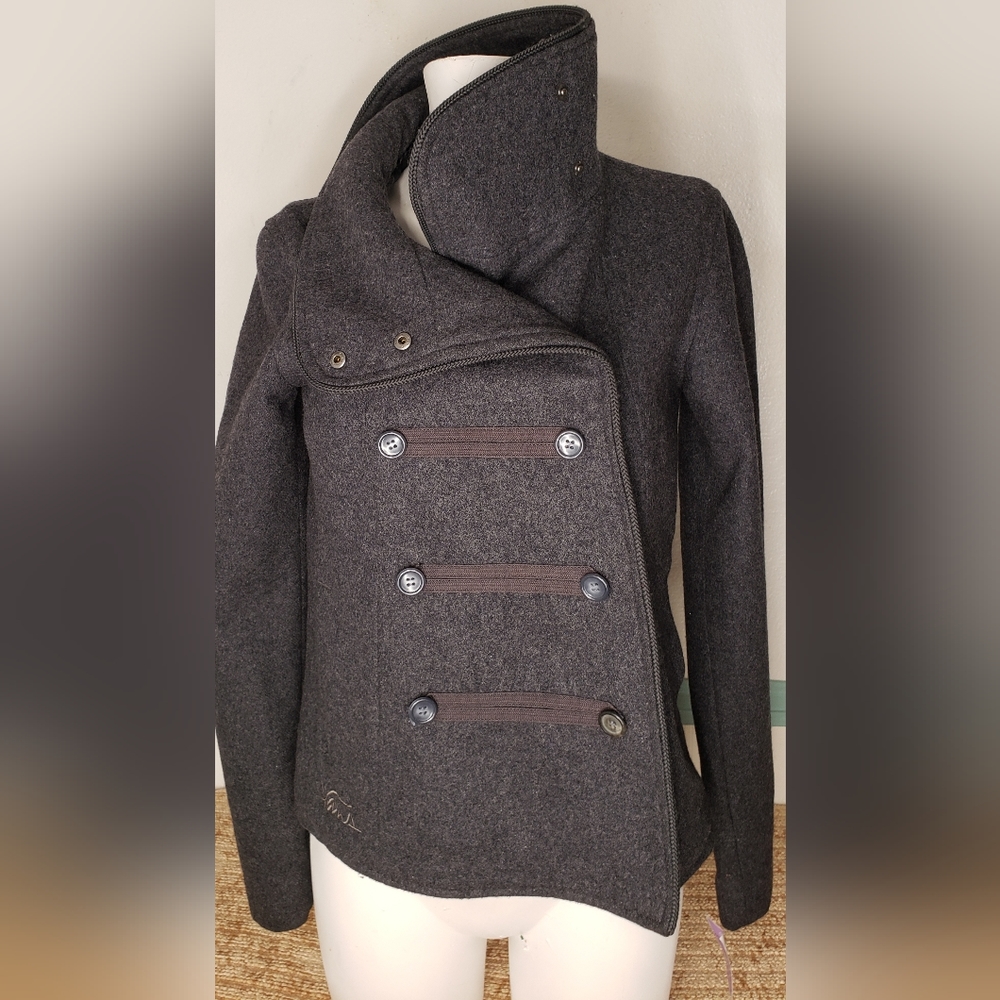 Women's Vans Grey Double Breasted Midlength Coat Size XS. In excellent condition